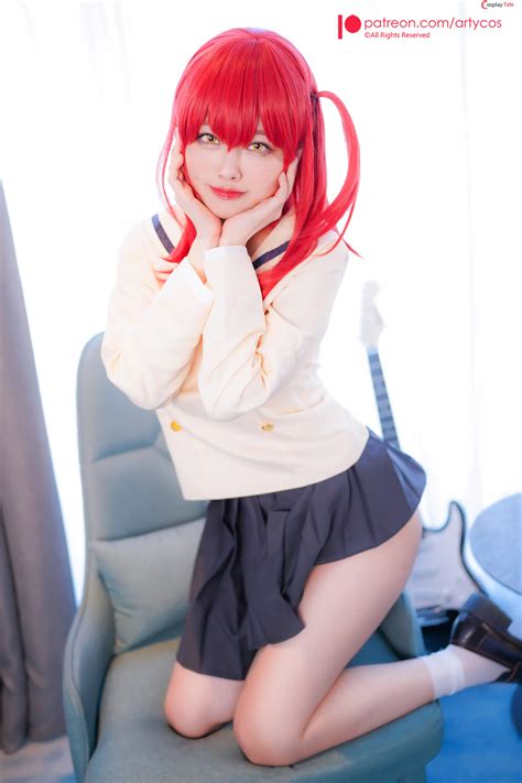 Arty Huang Arty亚缇 Cosplay Ikuyo Kita Bocchi The Rock “47 Photos