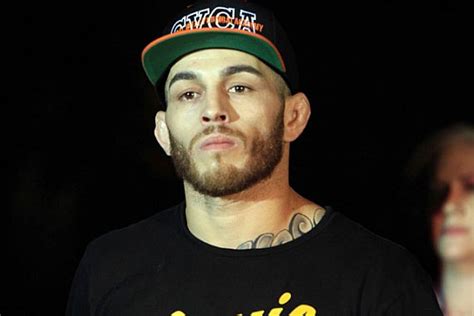 Ex Ufc Fighter Cain Carrizosa Arrested For Allegedly Assaulting Girlfriend