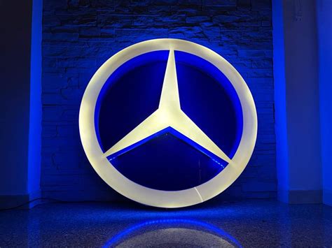 Dt Illuminated Mercedes Benz Sign Pcarmarket