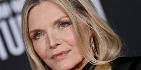 Michelle Pfeiffer 65 Is Completely Unrecognizable In New Selfie