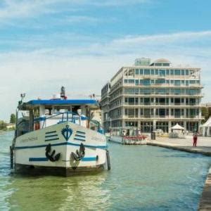 Bateau Bus Du Parc De La Villette Bobigny Avec Une Balade Patrimoine