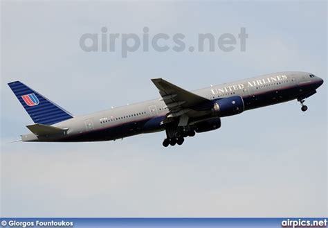 airpics.net - N779UA, Boeing 777-200ER, United Airlines - Medium size