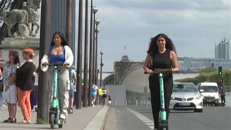 Paris Verbietet E Scooter Nach Vielen Unfällen Tagesschaude