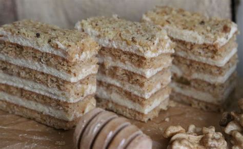 Medena Pita Bez Jaja Posna Starinski Recept Za Omiljeni Kola Koji