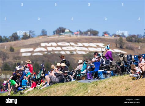 The Bathurst 1000 race at Mount Panorama in Bathurst in Australia Stock ...