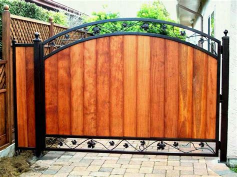 Wooden Gates 24 7 Support