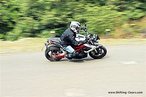 Benelli TNT 899 Review Shifting Gears