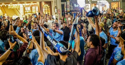 Man City fans' wild celebrations out in Istanbul go deep into greatest ...