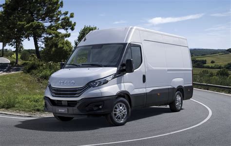 IVECO Daily Furgón en Valencia Saipa Motor