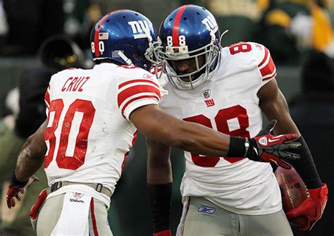 Victor Cruzs New Contract Puts Pressure On Hakeem Nicks To Prove His