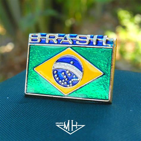 Pin Botton Broche Bandeira Do Brasil Letras Shopee Brasil