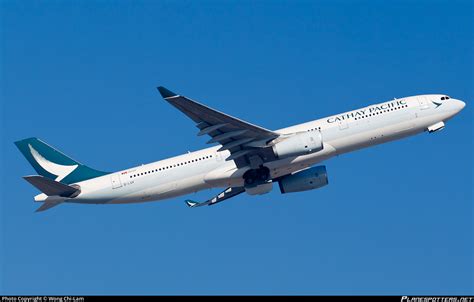 B Lar Cathay Pacific Airbus A Photo By Wong Chi Lam Id