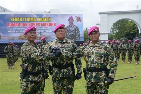 Foto Komandan Korps Marinir Resmi Dijabat Mayjen Widodo Dwi Purwanto