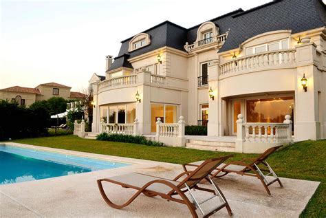 Buenos-Aires-French-Mansion_14