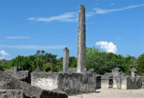 BAGAMOYO TANZANIA - Shadows Of Africa