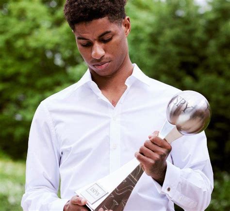 Marcus Rashford Bio, Age, Height, Father, Family, Facts, Net Worth & Wiki - Nodeszone