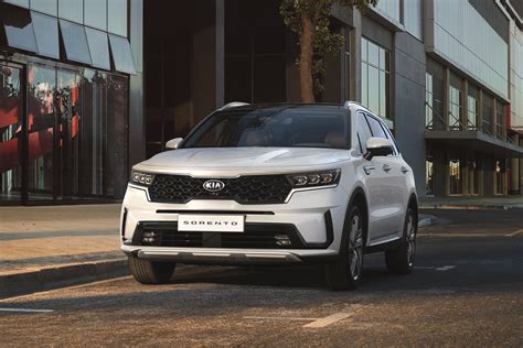 Kia Sorento Mq Revealed With Refined Boldness Will Premiere