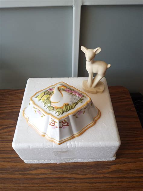 "LE CORDIN BLEU" FROM THE FRANKLIN MINT AND FAWN FIGURINE | EstateSales.org