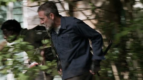 The Walking Dead 11x06 On The Inside 4 Negan Et Al Narrowly Escape Jeffrey Dean