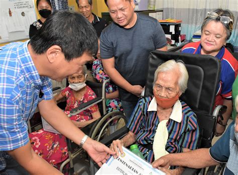 Centenarians4 Negros Occidental Provincial Government