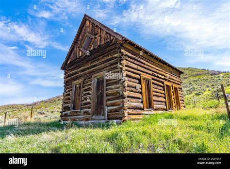 Homestead Cabin Hi Res Stock Photography And Images Alamy