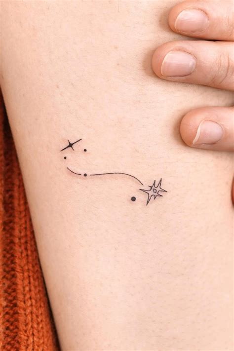 Hot Small Star Tattoo Design Ideas