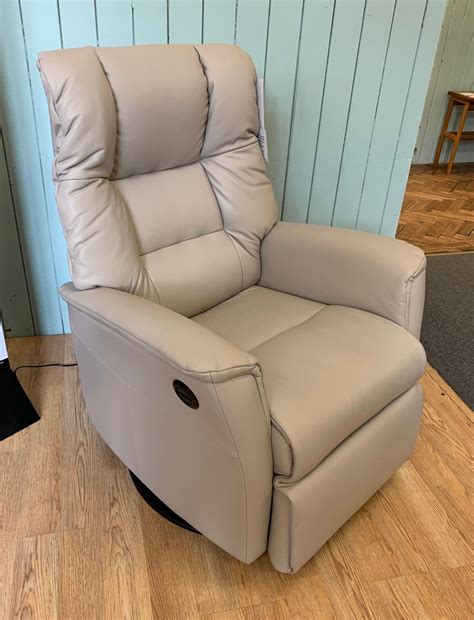 91 Alluring Living Room Power Recliners Look Cinema Most Trending Most
