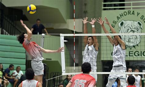 Juanas Y Tarzanes De La Upr De Mayag Ez A La Final Del Voleibol Lai