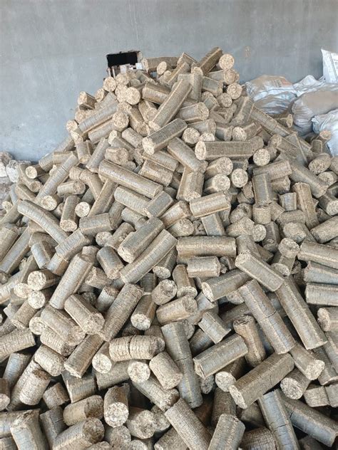 Biomass Wood Briquette At Tonne Wood Briquette In Jaygaon