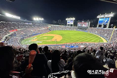 D 1 Kbo리그 개막전 전 구장 매진4년 만에 10만 관중 눈앞 네이트 스포츠