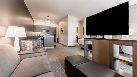 Modern Extended-Stay Hotel in Winnipeg | Hyatt House Winnipeg-South ...