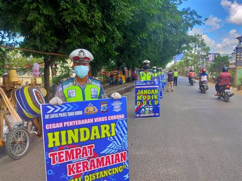 Sinar Pagi Baru Polres Tanah Bumbu Melakukan Penyuluhan Prokes Di