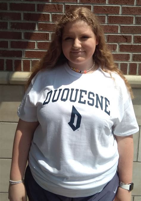 Rally Duquesne Dukes White Arch Mascot Short Sleeve T Shirt | Short ...