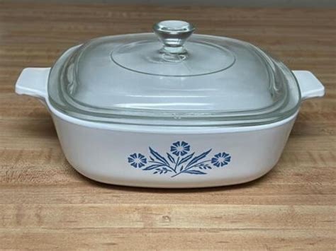 Rare Vtg Corning Ware Blue Cornflower P B Qt Casserole Pyrex P