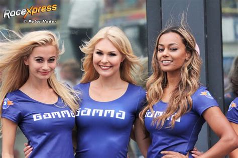 Foto Grid Girls And Racing Cars Hebben We Een Afspraak Racexpress