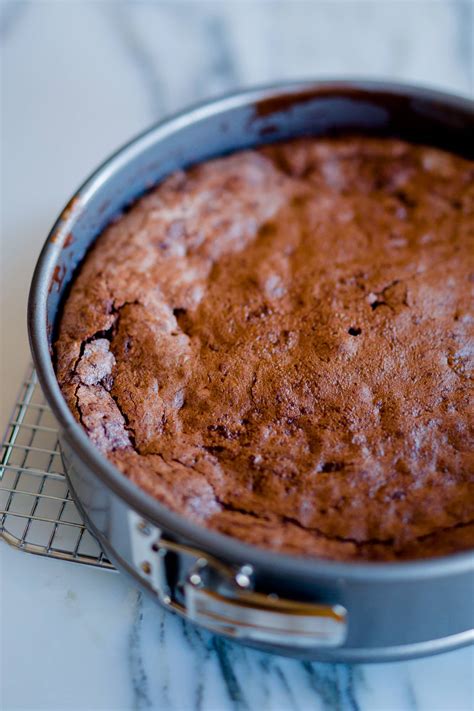 Best Flourless Chocolate Cake Recipe Kitchn