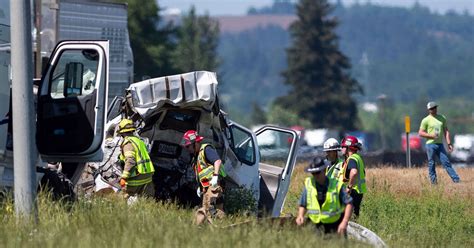 Albany Oregon Crash Horror Smash Kills Seven As Drunk Truck Driver