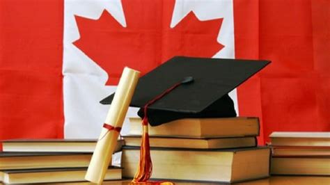 Top Universities In Canada: Ranking & Fees [7+ Universities]