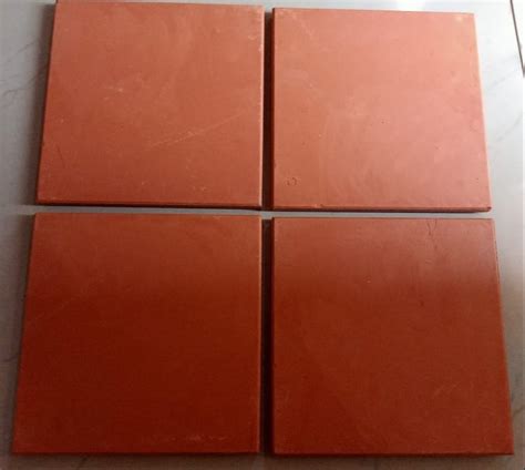 Plain Terracotta St Antony S Clay Floor Tile X Feet X Mm At