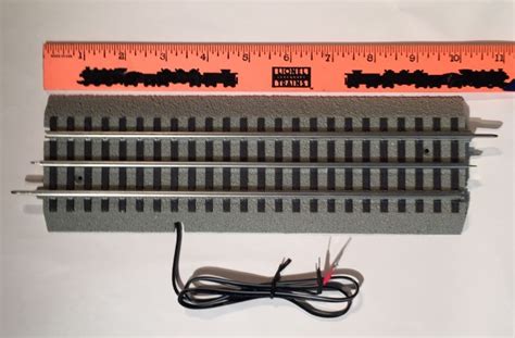 Lionel Fastrack Terminal Power Track Section For Your Lionel Train