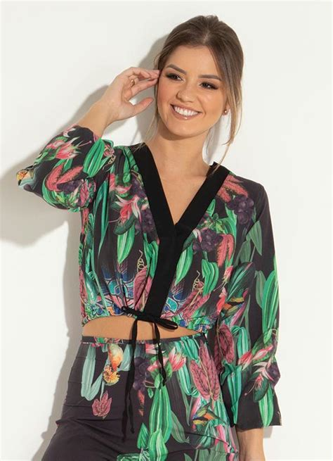 Blusa Floral Com Elástico Nas Mangas Quintess