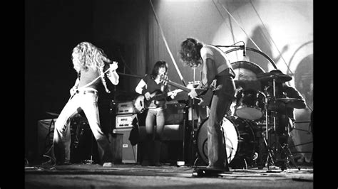 Led Zeppelin Immigrant Song LIVE Hampton 1971 STEREO YouTube