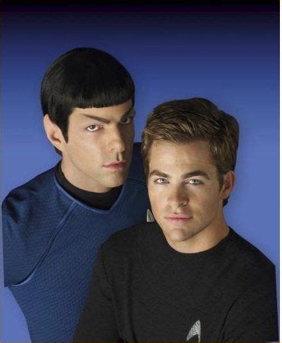 Star Trek: Spock and Kirk from the 2009 Movie Star Trek 2009, Film Star ...