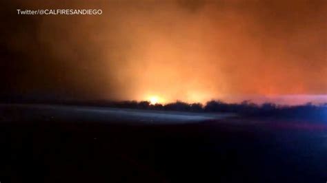 Video Fast Moving Wildfire In California Prompts Evacuations On Military Base Abc News