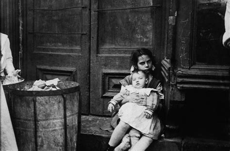 Jacob Riis How The Other Half Lives (Jacob Riis Photographs)