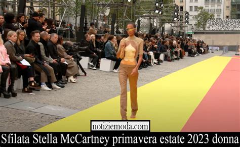 Sfilata Stella Mccartney Primavera Estate Donna