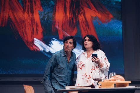 Critique Yvan Attal et Noémie Lvovsky dans Vidéo Club au Théâtre