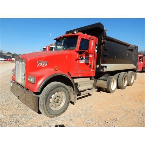 2004 KENWORTH W900 Dump Truck - J.M. Wood Auction Company, Inc.