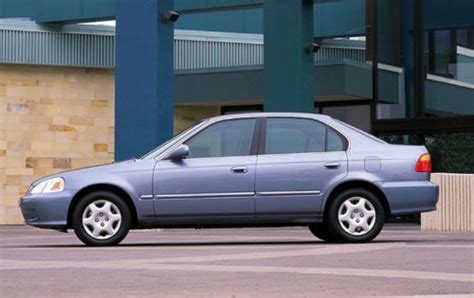 Used 2000 Honda Civic Sedan Pricing For Sale Edmunds