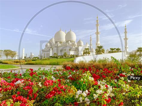 Image Of Sheikh Zayed Grand Mosque In Abu Dhabi AO818310 Picxy